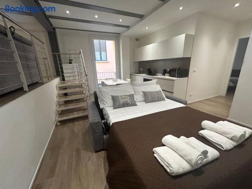 12796c55-a3ac-484b-abc9-bfa08377d2c4