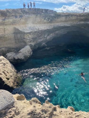 64380c59-d0a5-4cde-a0ad-0440e2c0f9b1