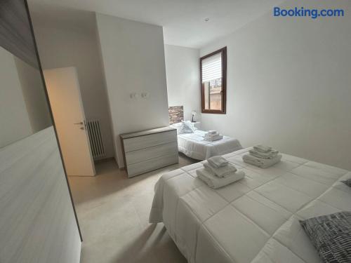 7c5c72ed-1b78-4303-a953-74c581275ab3